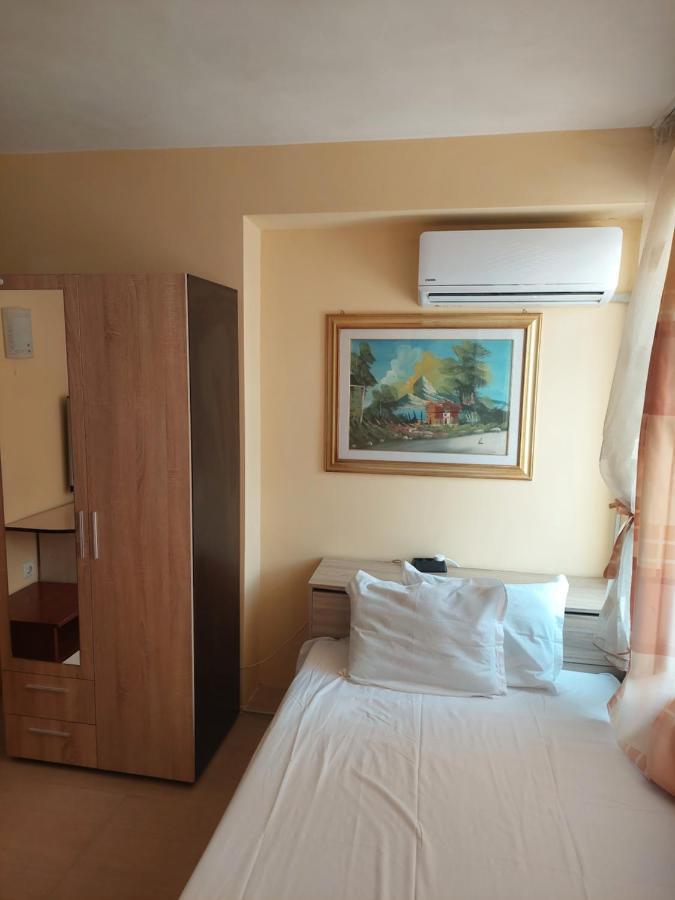 Femili Hotel Diveda สวิติ วลัส ภายนอก รูปภาพ