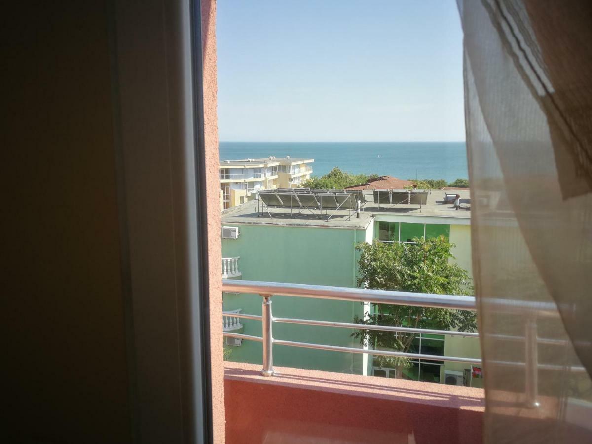 Femili Hotel Diveda สวิติ วลัส ภายนอก รูปภาพ